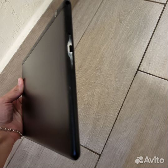 Планшет huawei MediaPad t5 16Гб