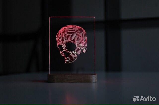 Ночник череп