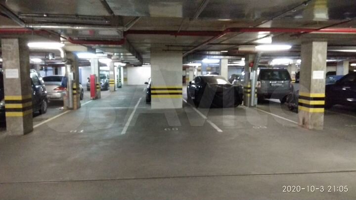 Машиноместо, 30 м²