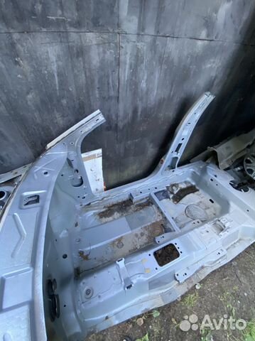 Четверть левая и правая Volkswagen polo 5