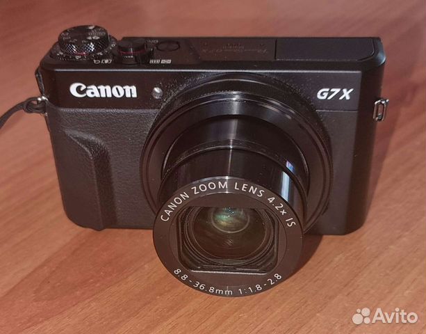 Canon PowerShot G7X Mark II