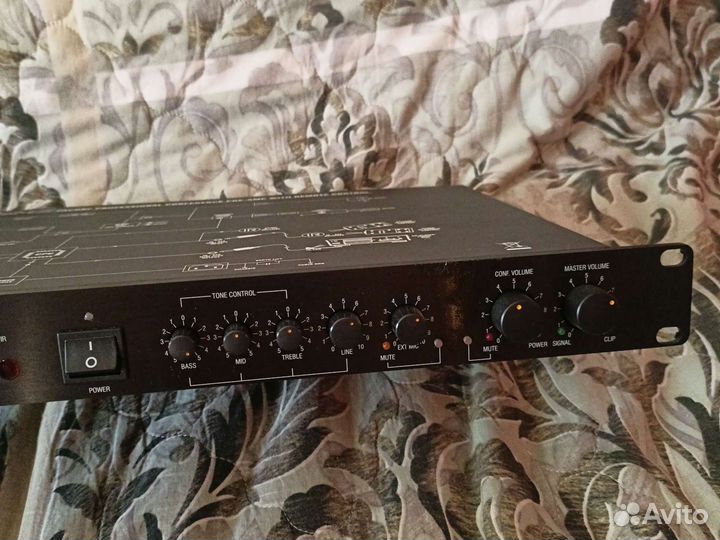 Микшер процессор для конференц системы