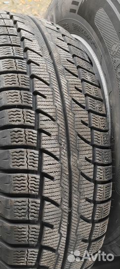 Колеса с зимней резиной на хендай Гранд старекс