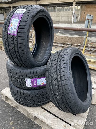 Tourador Winter Pro TSU1 245/40 R18 и 265/35 R18 89Q