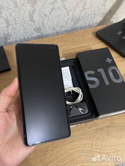 Samsung Galaxy S10+, 8/128 ГБ