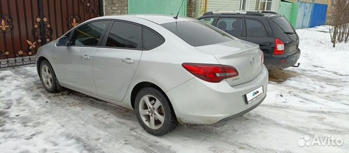 Opel Astra 1.6 МТ, 2012, 154 740 км