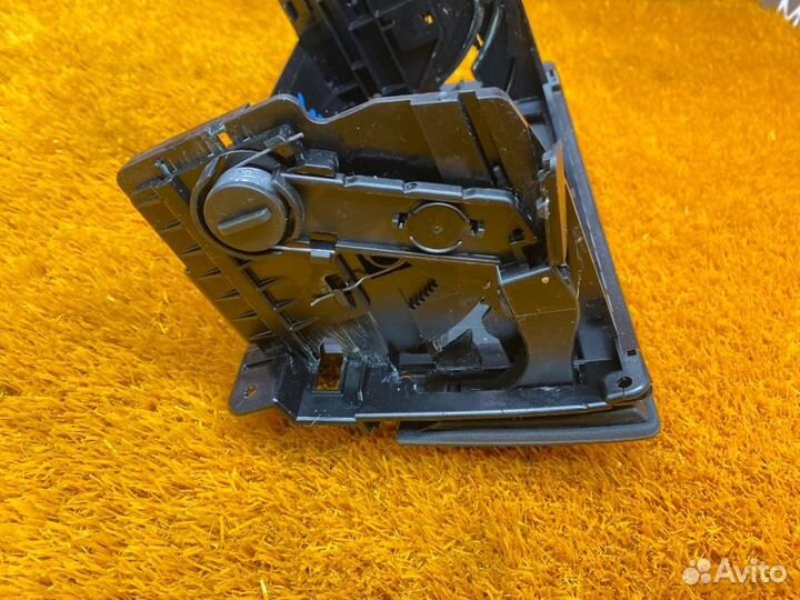 Бардачок Mercedes-Benz S-Class W221 272.965 2009