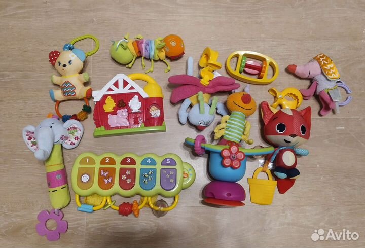Развивающие игрушки пакетом