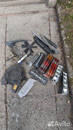 Запчасти для Mersedes-Benz W201 E190