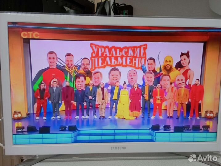 Телевизор samsung