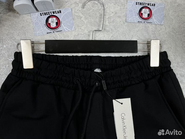 Шорты Calvin Klein