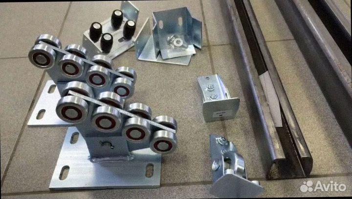 Направляющая балка для откатных ворот