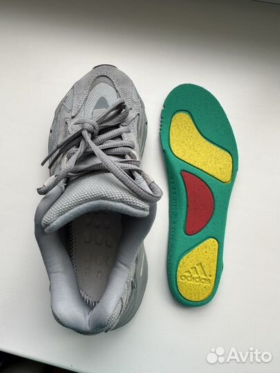 Кроссовки adidas Yeezy boost 700 v2 US 5 на 36 ру