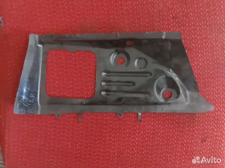 Панель вентиляции бампера Shevrole Lacetti 5D