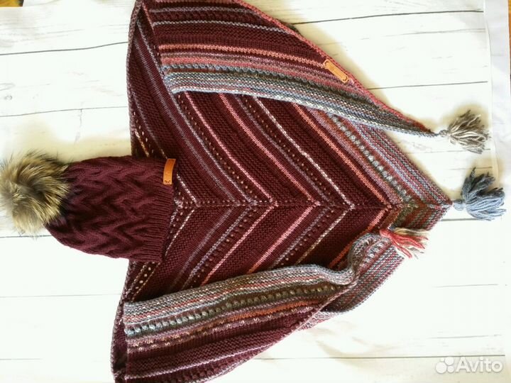 Комплект женский вязанный