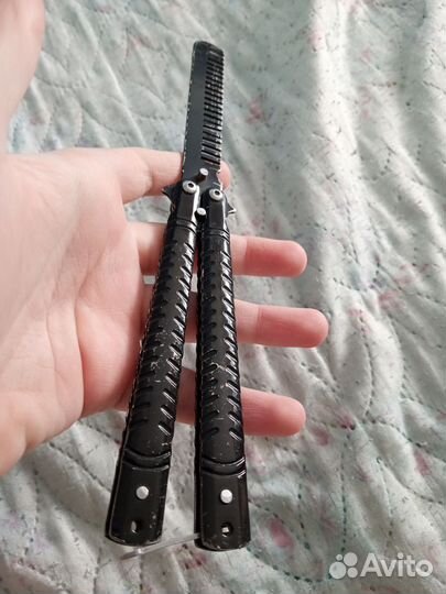 Нож бабочка расческа