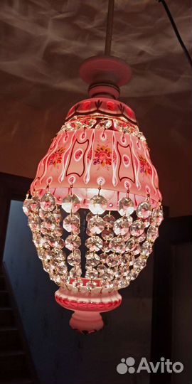 Люстра из двухслойного чешского стекла