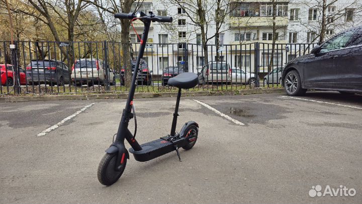 Самокат Xiaomi реплика. Сиденье в комплекте