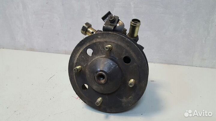 Насос гура гидроусилителя руля Toyota Estima