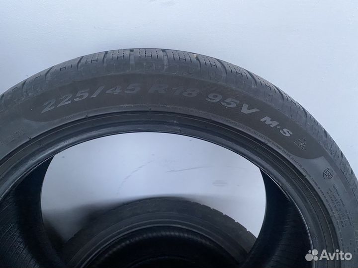 Pirelli Winter Sottozero 240 Serie II 225/45 R18 95V