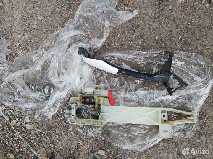 Кронштейн ручки двери cerato 3