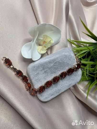 Браслет с гранатом