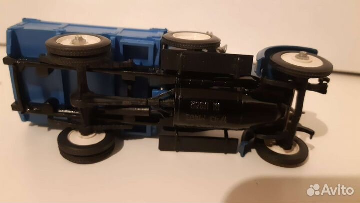 Модель амо Ф-15