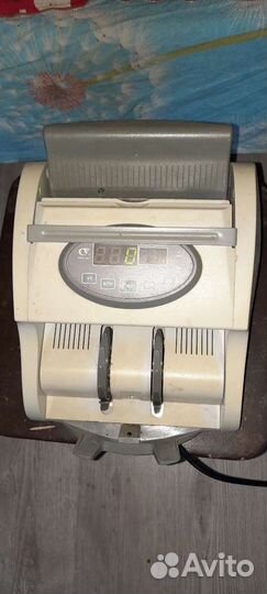 Счетчик банкнот PRO 40U Япония