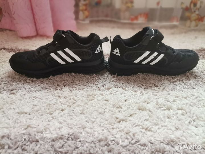 Кроссовки adidas 33 размер
