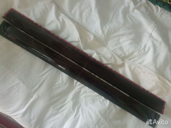 Ветровики задние niva