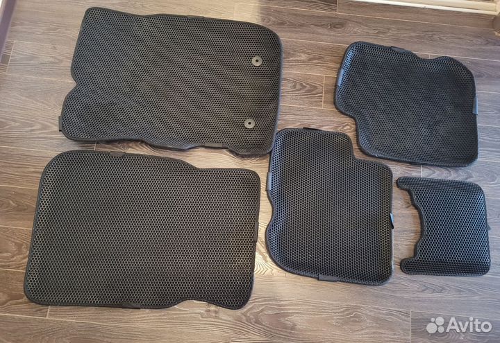 Коврики в авто Logan 2