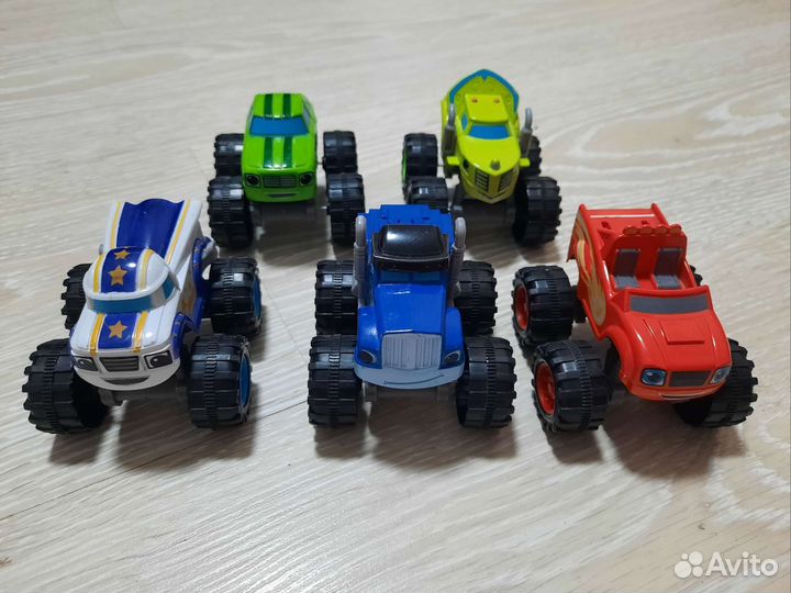 Вспыш и чудо машинки