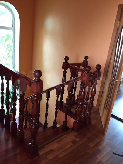 Дом 300 м² на участке 5 сот.