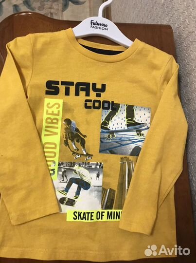 Нарядный джемпер на мальчика 98 р