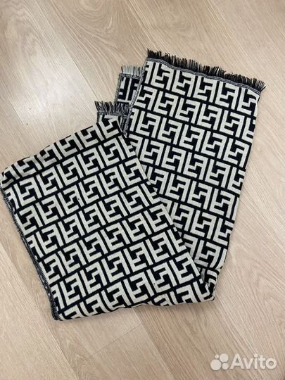 Шарф женский