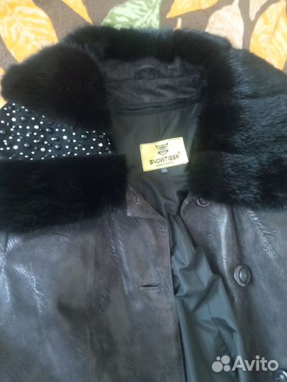 Кожаный плащ