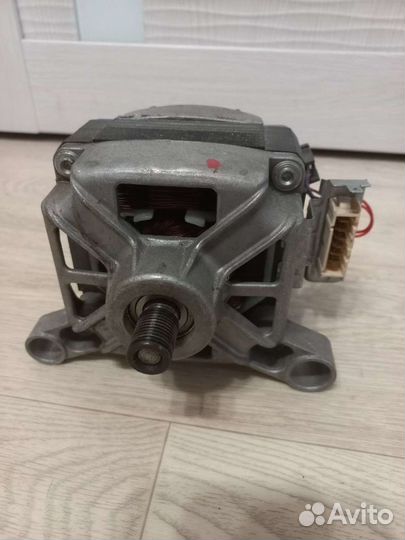 Двигататель стиральной машины Leran