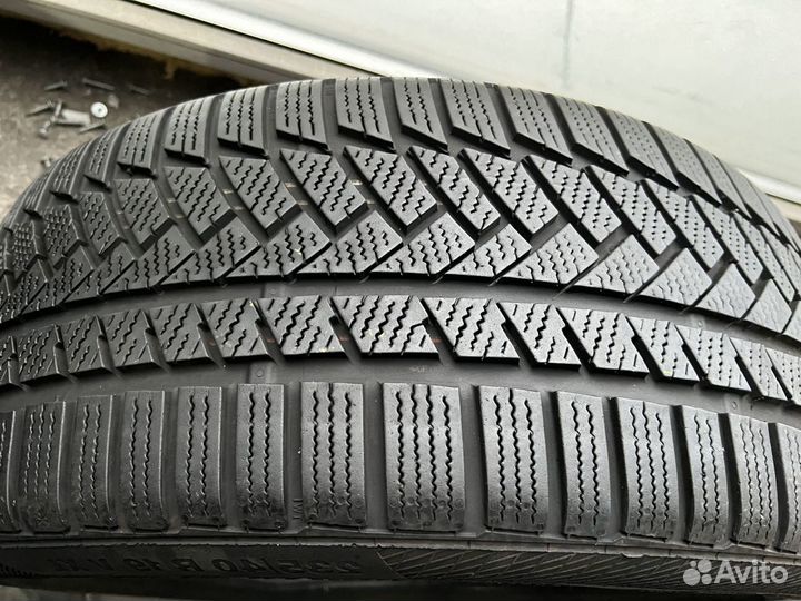 Continental ContiWinterContact TS 830 P 235/40 R19
