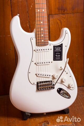 Fender Player Stratocaster Polar White