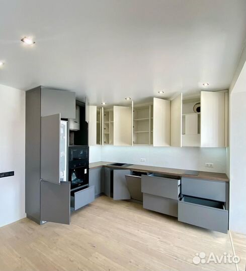 Кухонный гарнитур. Кухня без ручек ксп:21742