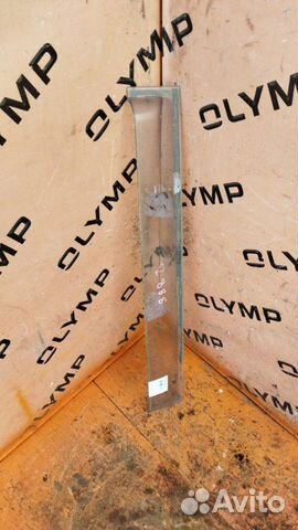 Ветровик задний левый Mitsubishi Pajero V75W 6G74