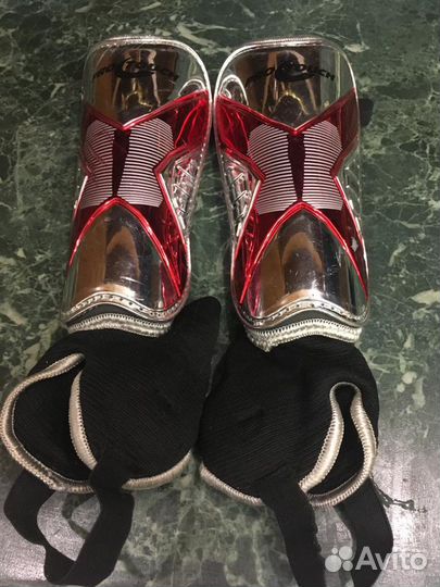 Защита для ног единоборства