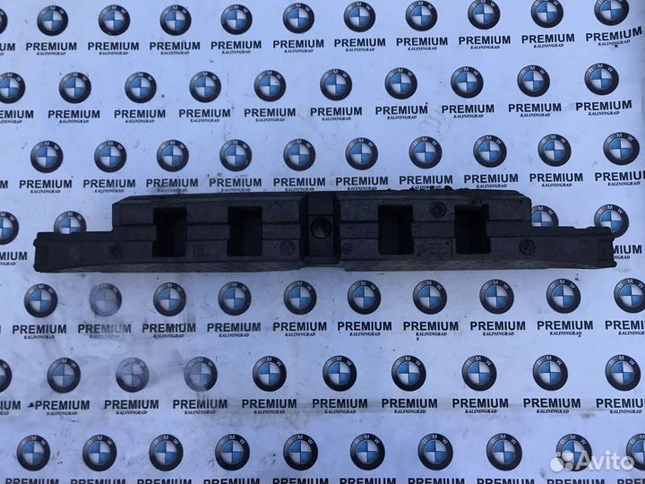 Абсорбер переднего бампера Volkswagen Touareg 7P6