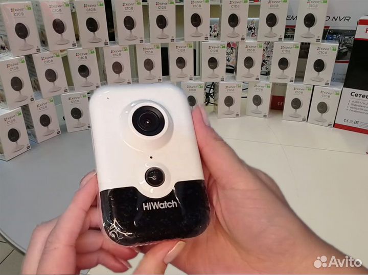 HiWatch IP-камера 2 Mpix DS-I214(B) 2.8мм