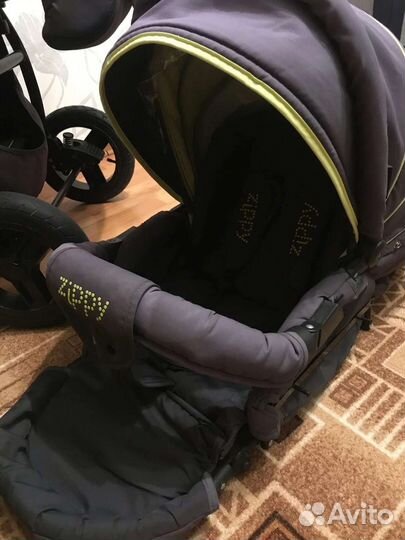 Коляска zippy 3 в 1