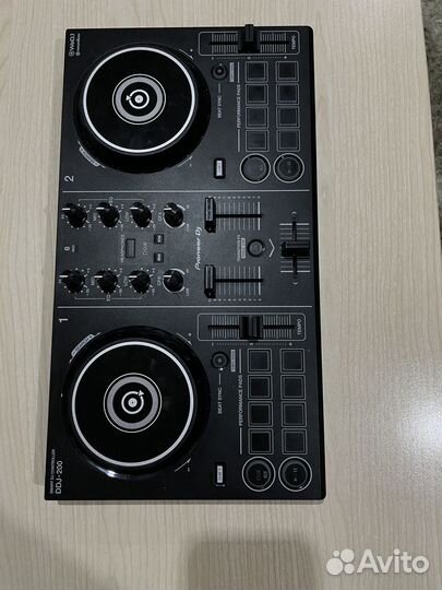 Pioneer ddj 200