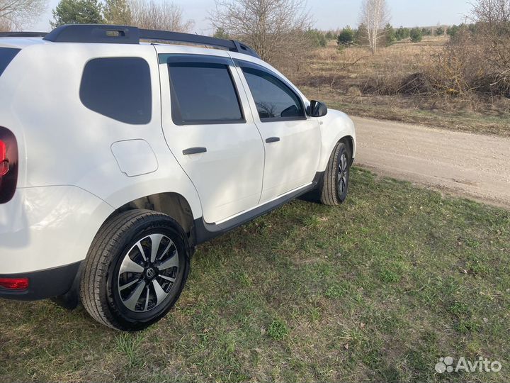 Renault Duster 2.0 AT, 2017, 71 000 км