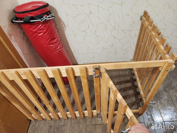 Вольер,домик,место,клетка угловой для собак