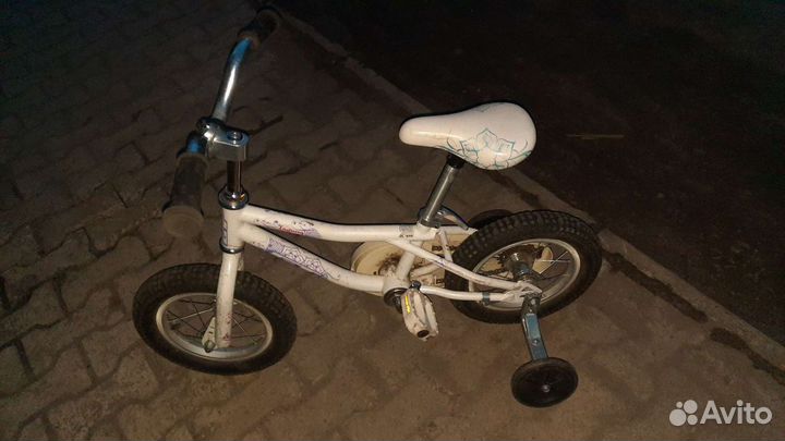 Детский велосипед GT lagyna 12