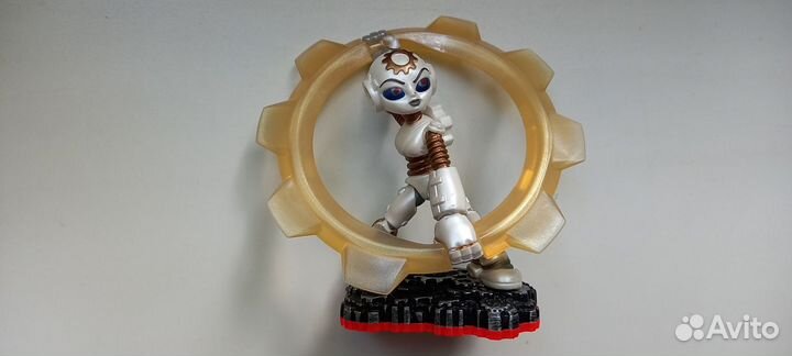 SkylanderS: Trap Team (техника) 4U